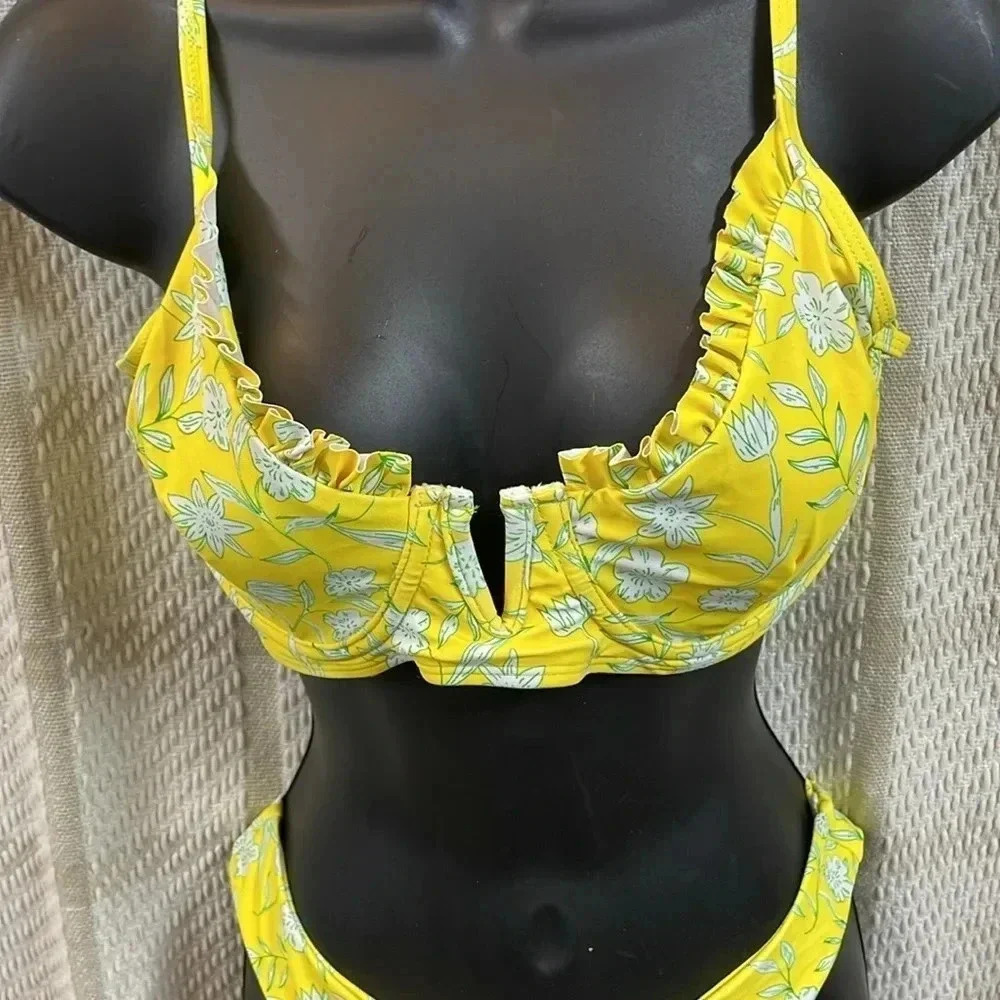 Zaful Two Piece Bikini - Picture 2 of 8
